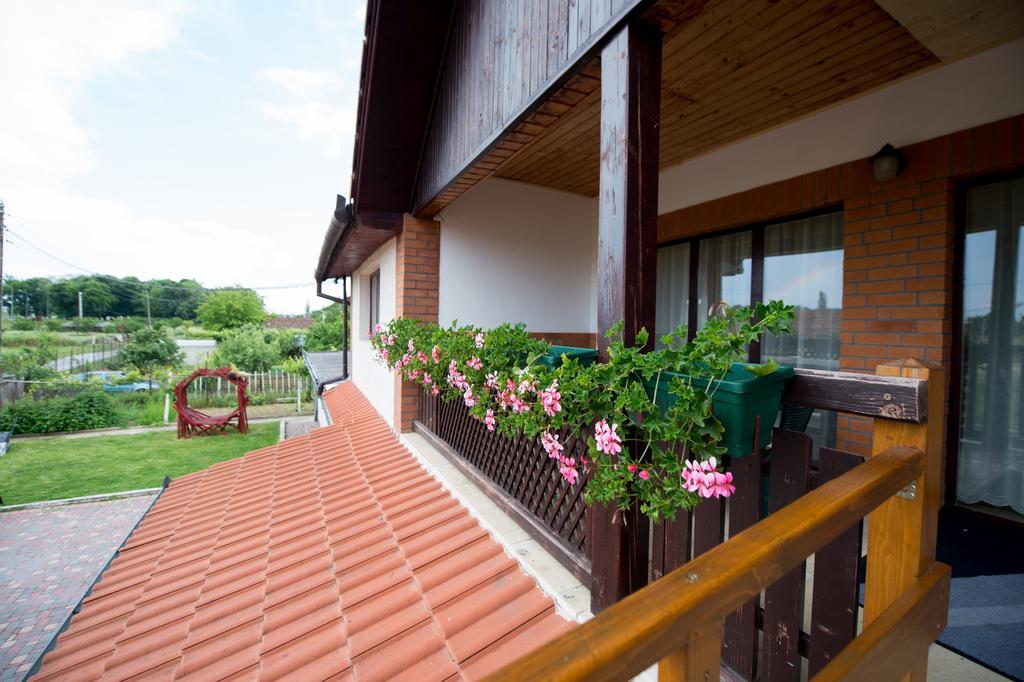 Casa Paveios Hotel Oradea Eksteriør billede