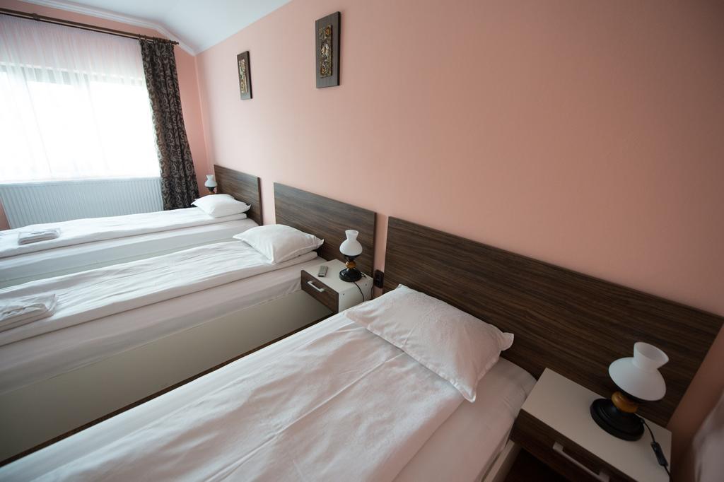 Casa Paveios Hotel Oradea Eksteriør billede